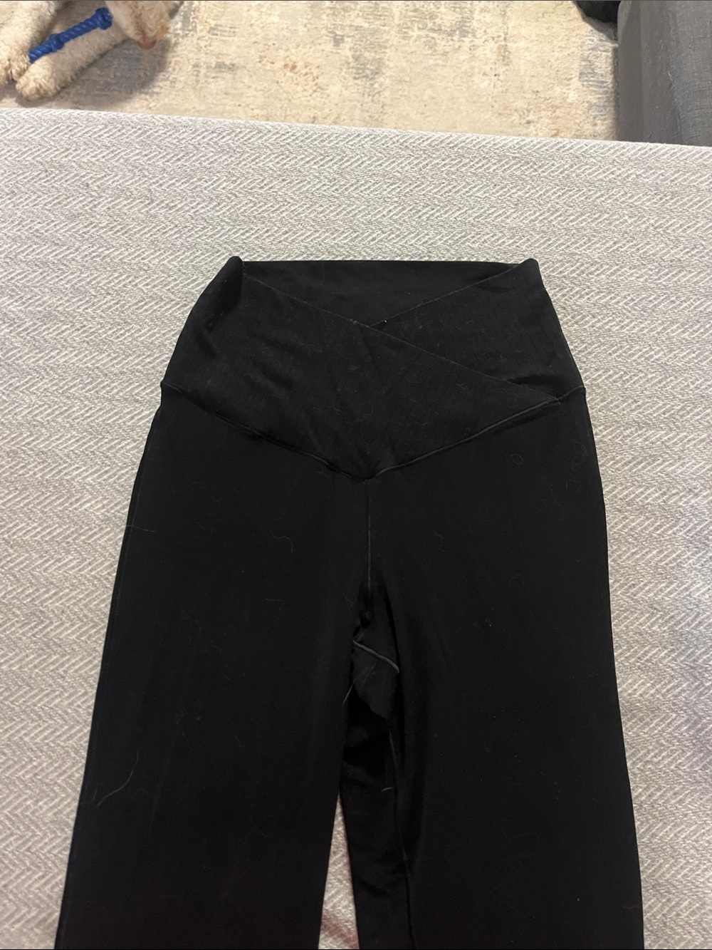 aerie Black High-Waist Crossover Waistband Leggings